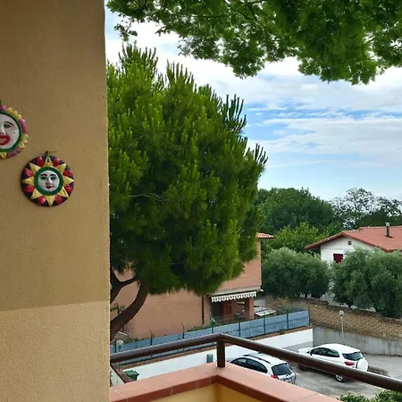 N290 - Numana, Comodo Trilocale Con Terrazzo Vista Mare * Numana